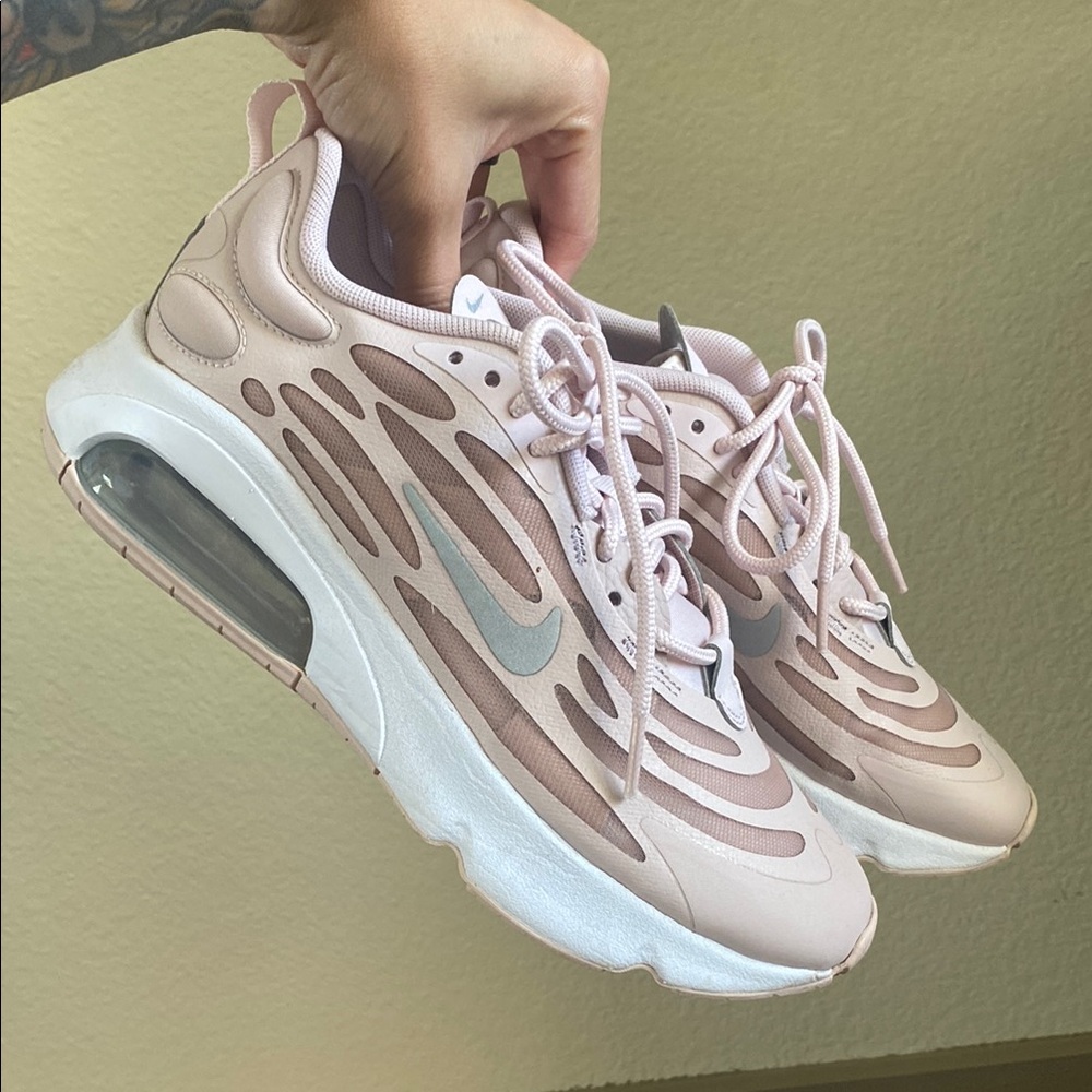 Nike W Air Max Exosense- worn once